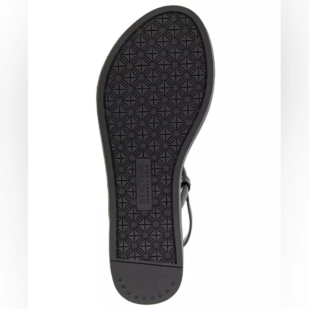 Kenneth Cole Reaction Women's Sera Black Leather Almond Toe Flat Sandals Size 9